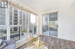 18 HOLLYWOOD Avenue Unit# 401 Toronto