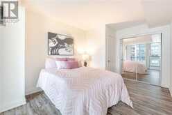 18 HOLLYWOOD Avenue Unit# 401 Toronto