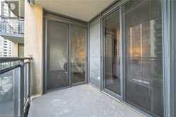 18 HOLLYWOOD Avenue Unit# 401 Toronto