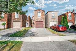 102 PENNYHILL Drive Toronto