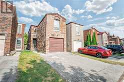 102 PENNYHILL Drive Toronto