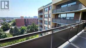 5 FRITH Road Unit# 912 Toronto