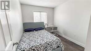 370 STONEHENGE Drive Unit# 9 Ancaster