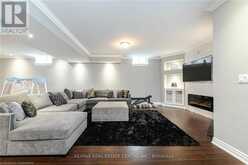 1040 KENT Avenue Oakville