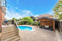 38 SANDRINGHAM Drive Barrie