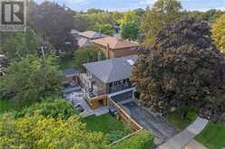 4 COURTSFIELD Crescent Etobicoke