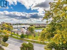 80 GRANDRAVINE Drive Unit# 706 North York