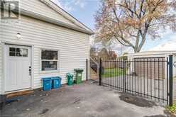 631 QUEENSDALE Avenue E Hamilton