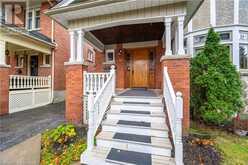 174 EVELYN Avenue Unit# 2nd Fl Toronto