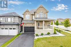 2 HACKETT Street East Gwillimbury