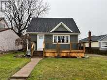 6077 COLLINS Drive Niagara Falls