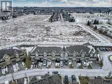 370 STONEHENGE Drive Unit# 9 Ancaster