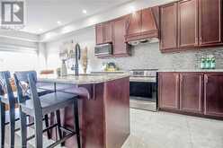 370 STONEHENGE Drive Unit# 9 Ancaster