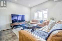 370 STONEHENGE Drive Unit# 9 Ancaster