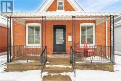 208 DRUMMOND Street Brantford