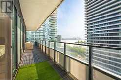 30 SHORE BREEZE DRIVE Drive Unit# 1316 Toronto