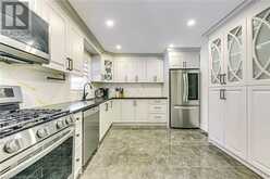 1073 MONTGOMERY Drive Oakville