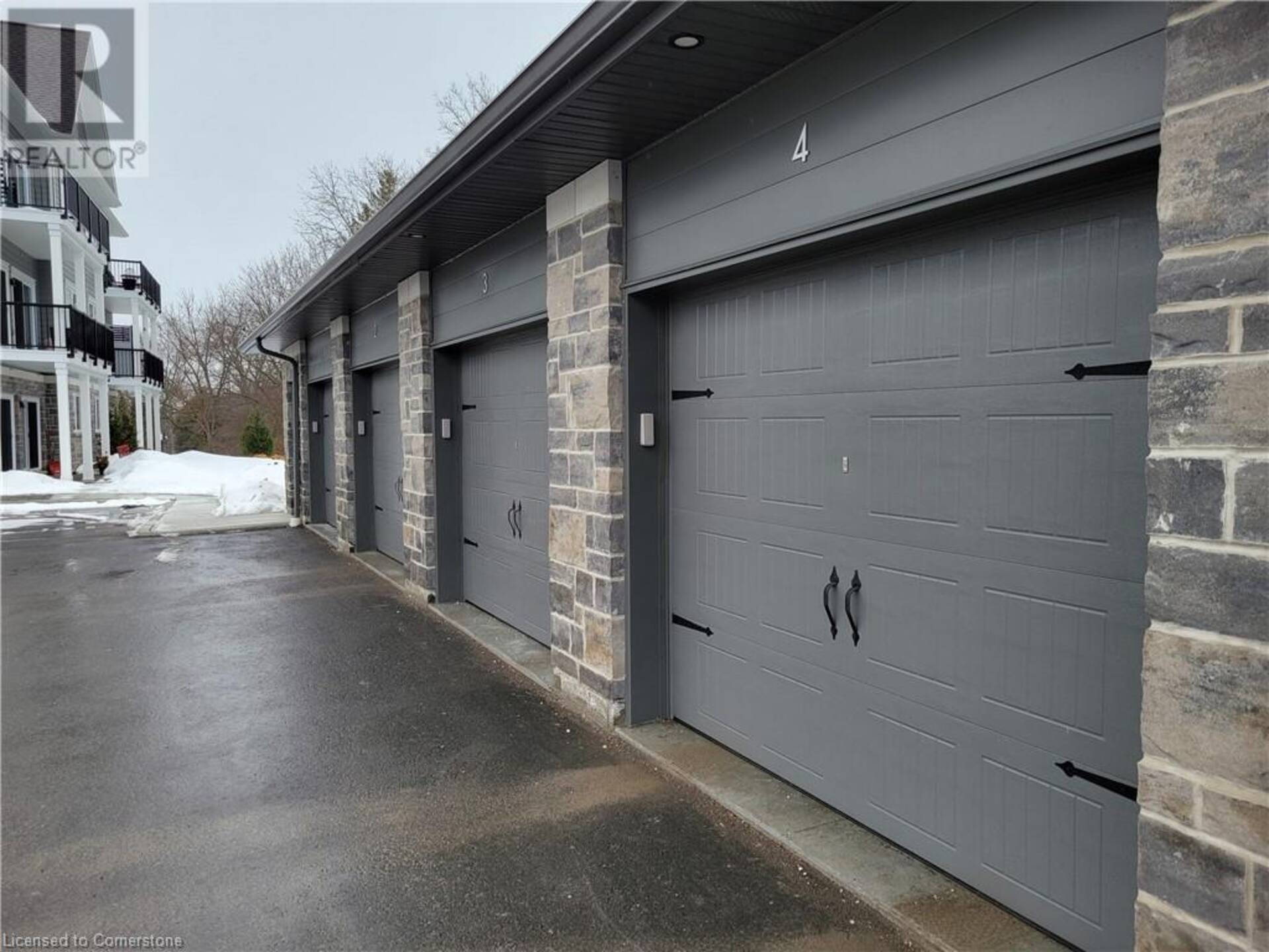 19 HAMPTON Lane Unit# Garage 4 Lakefield