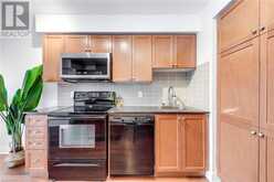 125 VILLAGE GREEN Square Unit# 702 Scarborough