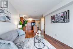 125 VILLAGE GREEN Square Unit# 702 Scarborough