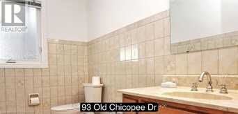 93 OLD CHICOPEE Drive Kitchener