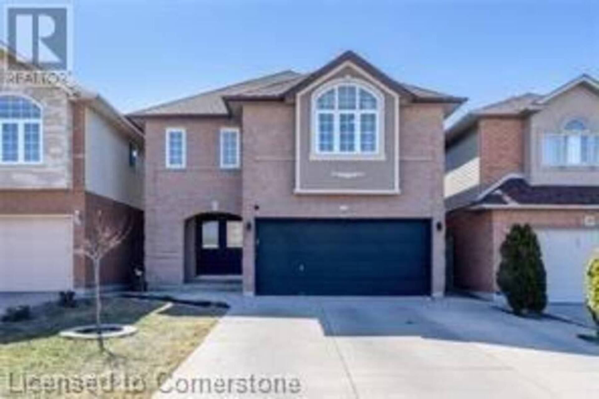 35 CLAUDETTE Gate Hamilton