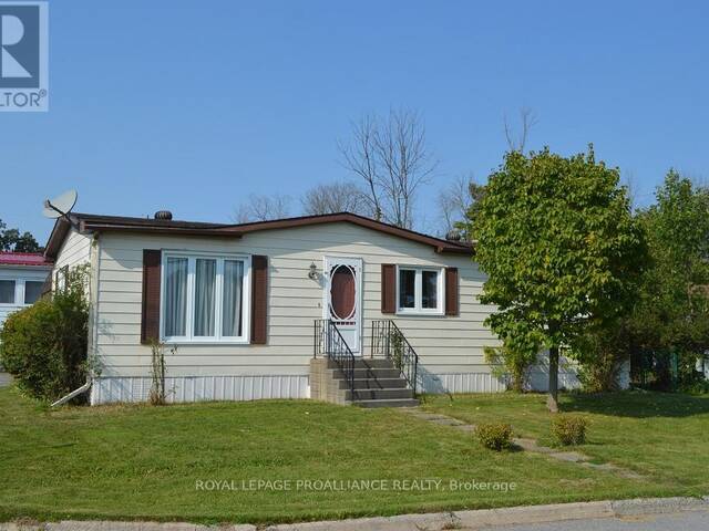 4 ANNETTE BOULEVARD Quinte West Ontario