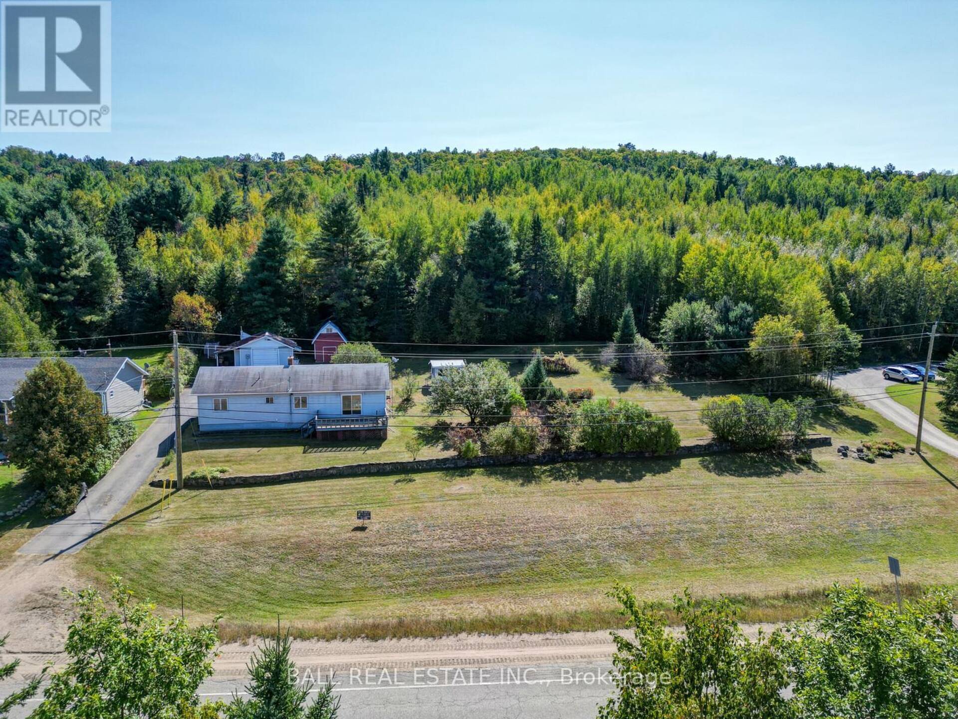 39086 COMBERMERE ROAD Madawaska Valley