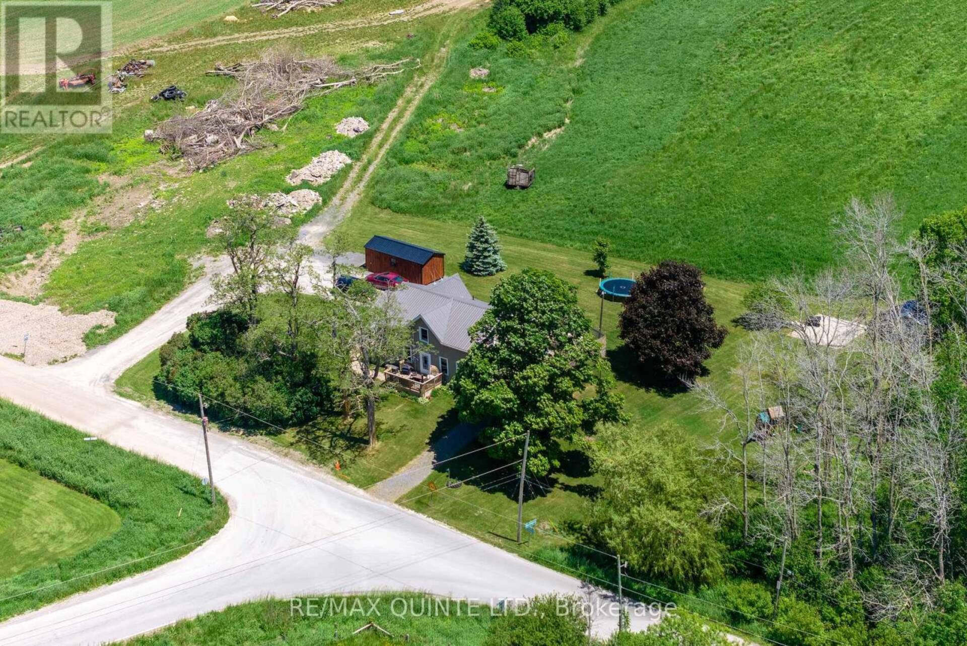 2 BAITLEY ROAD Prince Edward County