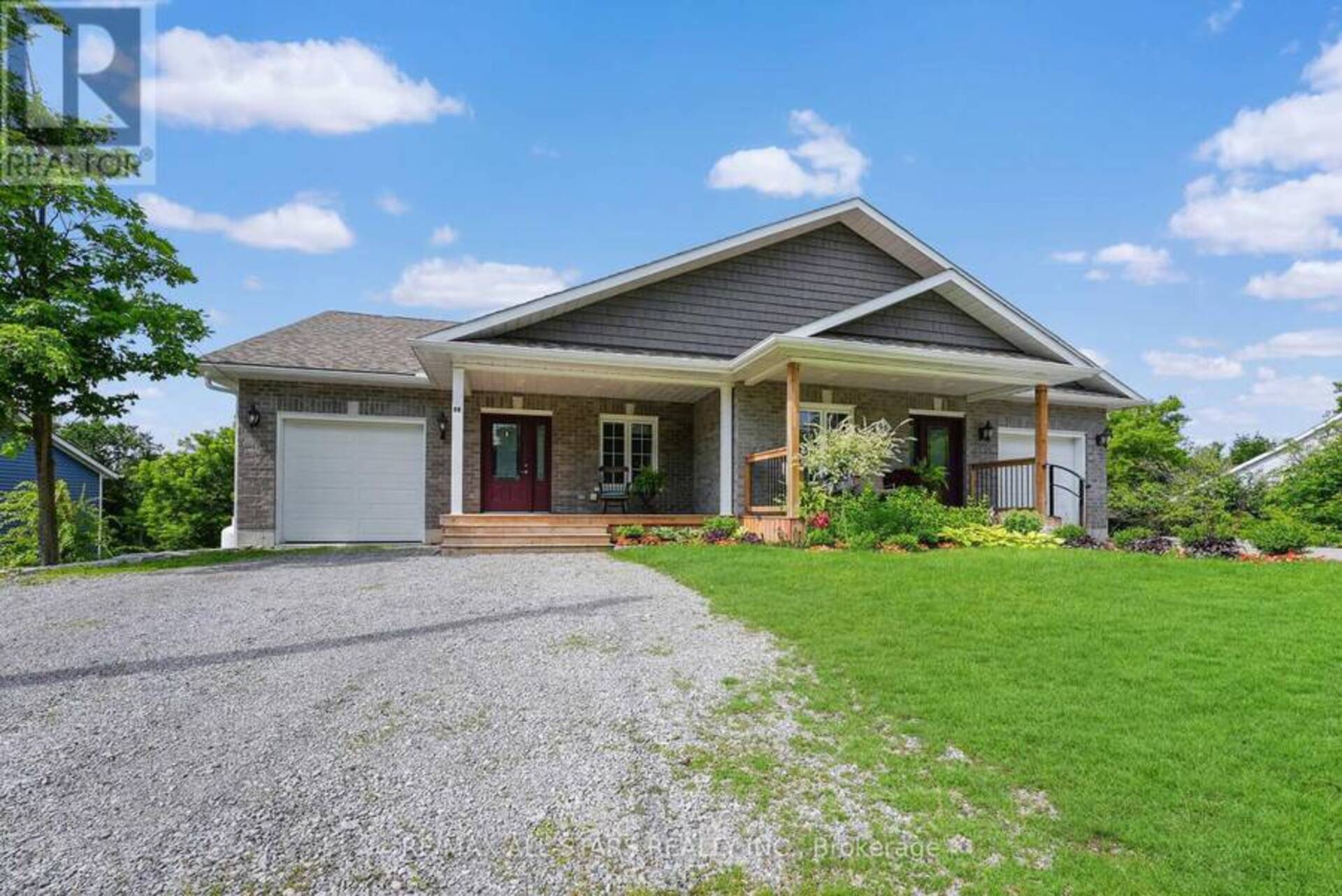 98 BOND STREET N Kawartha Lakes