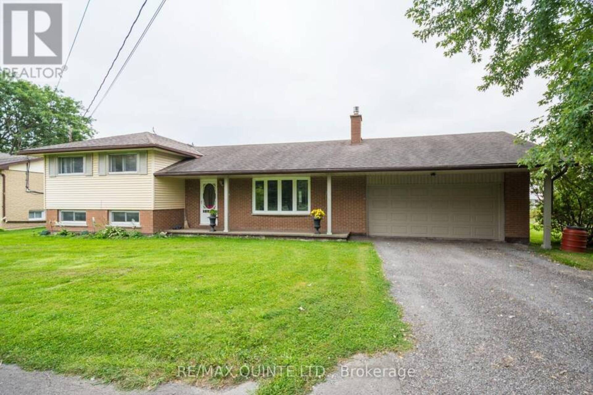 314 MASSASSAUGA ROAD Prince Edward County