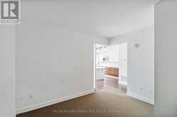 212 - 111 CHAMPAGNE AVENUE S Ottawa