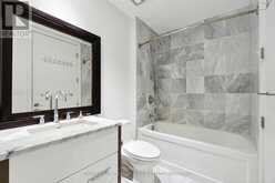 212 - 111 CHAMPAGNE AVENUE S Ottawa