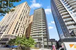 212 - 111 CHAMPAGNE AVENUE S Ottawa