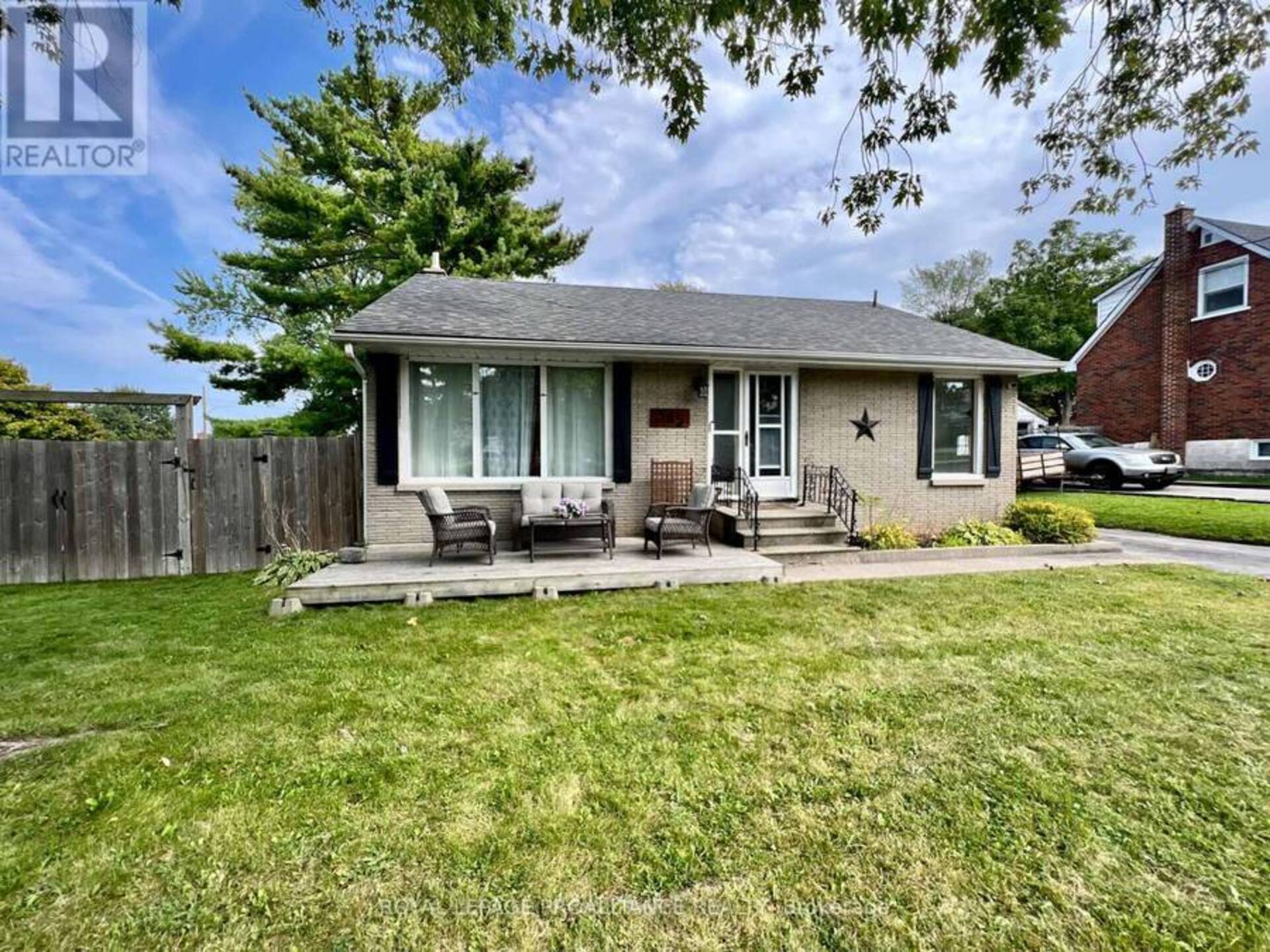 385 DUFFERIN AVENUE Belleville