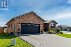 83 ESSEX DRIVE N Belleville