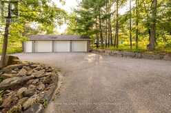 15 OAKRIDGE DRIVE North Kawartha