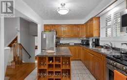 296 INVERNESS DRIVE Oshawa