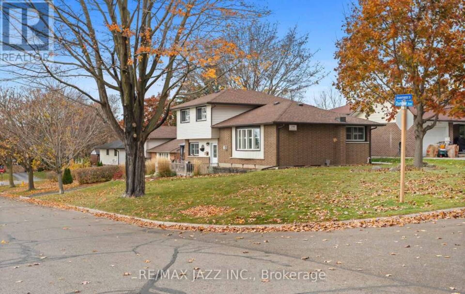 296 INVERNESS DRIVE Oshawa