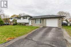 262 BARRETT BOULEVARD Napanee