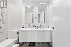 810 - 2720 DUNDAS STREET W Toronto