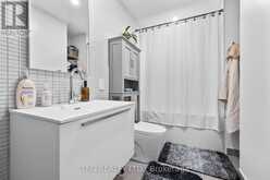 810 - 2720 DUNDAS STREET W Toronto