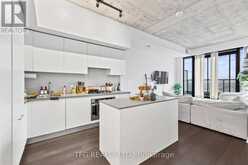 810 - 2720 DUNDAS STREET W Toronto