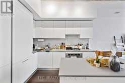 810 - 2720 DUNDAS STREET W Toronto