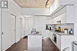 810 - 2720 DUNDAS STREET W Toronto