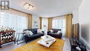 803 - 10 QUEENS QUAY W Toronto