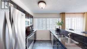 803 - 10 QUEENS QUAY W Toronto