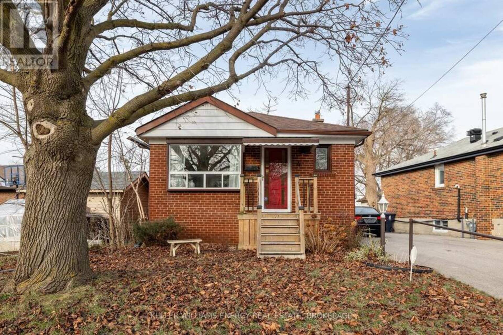 4 WINDAL AVENUE Toronto