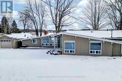 30 EDGEWATER DRIVE Smith-Ennismore-Lakefield