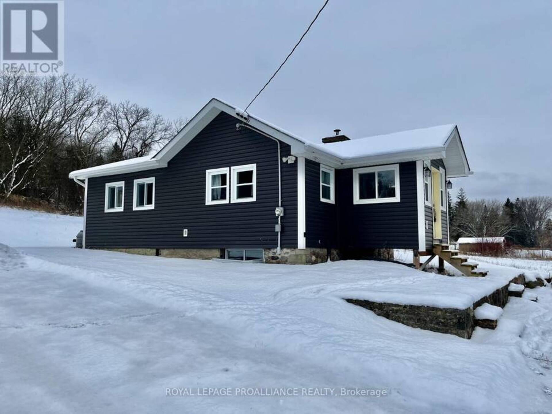 2237 COUNTY RD 3 Prince Edward County